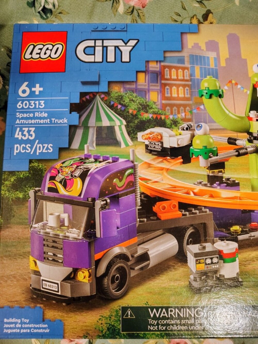 Lego Space Ride Amusement Truck 60313 Town Minifigure Building Set, Retired Set - Picture 3 of 15
